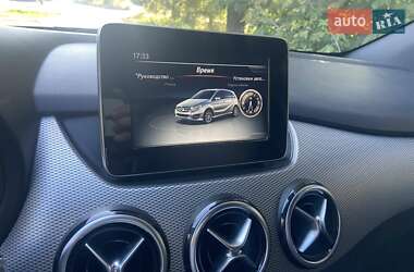 Хэтчбек Mercedes-Benz B-Class 2015 в 