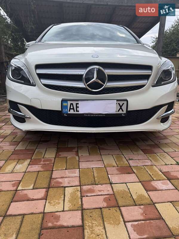Хетчбек Mercedes-Benz B-Class 2016 в Вінниці
