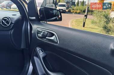 Хетчбек Mercedes-Benz B-Class 2015 в 