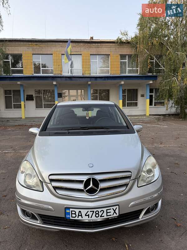 Хэтчбек Mercedes-Benz B-Class 2006 в Кропивницком фото Хэтчбек Mercedes-Benz B-Class 2006 в Кропивницком