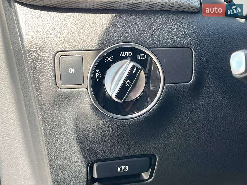 Хэтчбек Mercedes-Benz B-Class 2017 в Львове