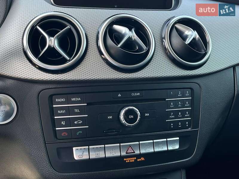 Хэтчбек Mercedes-Benz B-Class 2017 в Львове