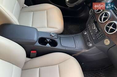 Хэтчбек Mercedes-Benz B-Class 2014 в 