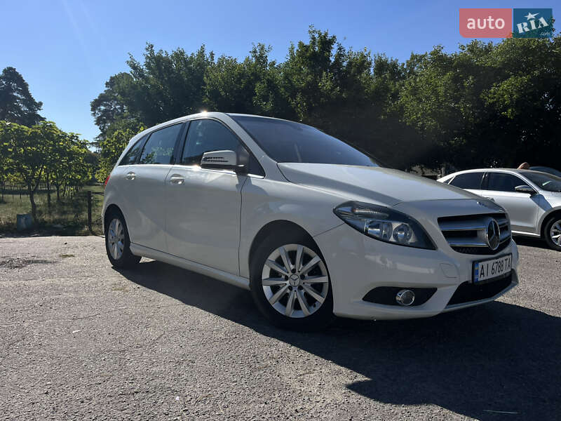 Mercedes-Benz B-Class 2012