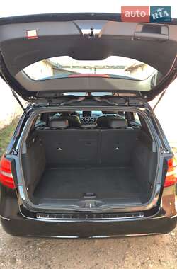Хэтчбек Mercedes-Benz B-Class 2013 в 