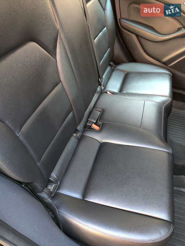 Хэтчбек Mercedes-Benz B-Class 2013 в Черновцах