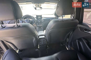 Хэтчбек Mercedes-Benz B-Class 2017 в 