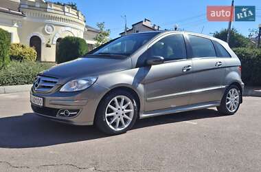 Хэтчбек Mercedes-Benz B-Class 2008 в 