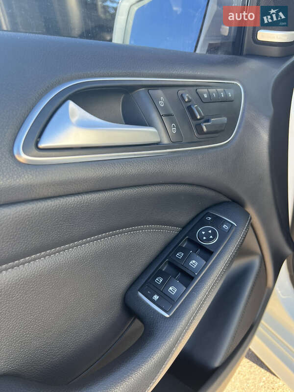 Хэтчбек Mercedes-Benz B-Class 2014 в Черкассах