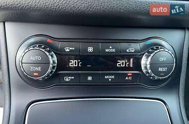 Хетчбек Mercedes-Benz B-Class 2015 в 