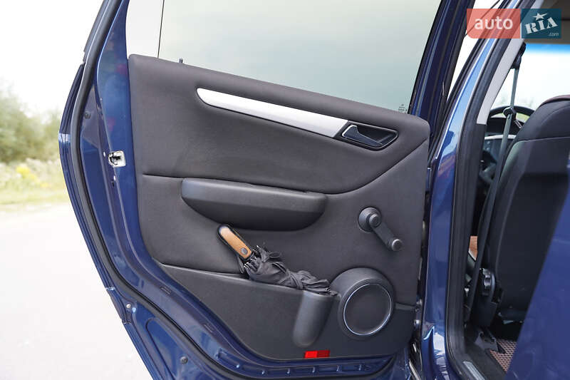 Хетчбек Mercedes-Benz B-Class 2006 в Івано-Франківську фото 57 Хетчбек Mercedes-Benz B-Class 2006 в Івано-Франківську