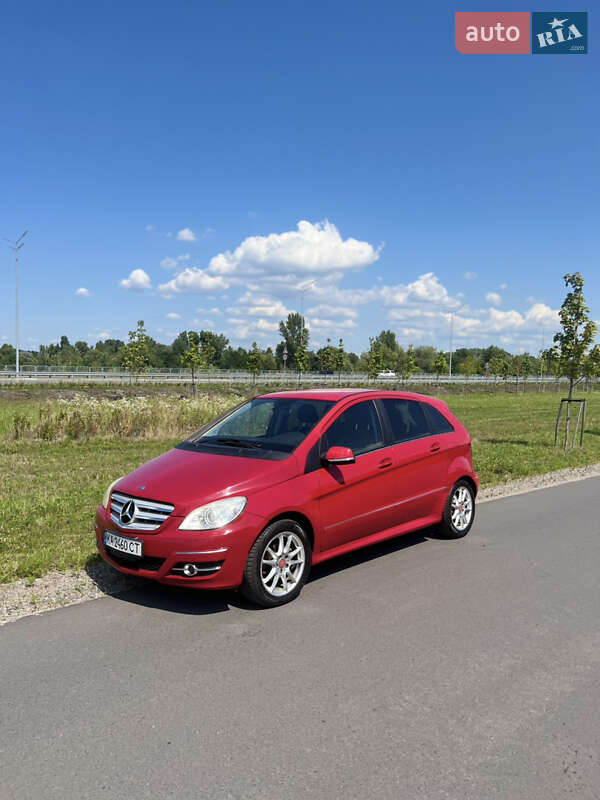 Хэтчбек Mercedes-Benz B-Class 2009 в Киеве фото 7 Хэтчбек Mercedes-Benz B-Class 2009 в Киеве