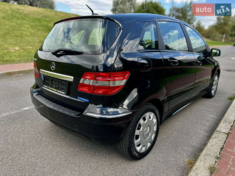 Хэтчбек Mercedes-Benz B-Class 2011 в Киеве фото 6 Хэтчбек Mercedes-Benz B-Class 2011 в Киеве