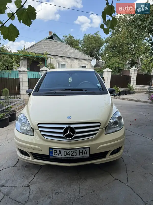 Mercedes-Benz B-Class