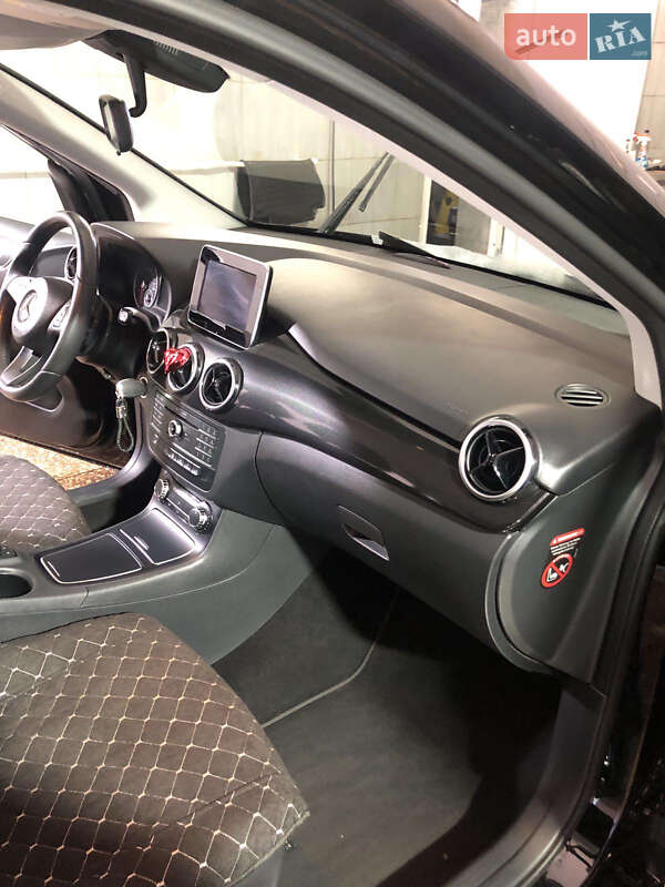 Хэтчбек Mercedes-Benz B-Class 2018 в Полтаве фото 6 Хэтчбек Mercedes-Benz B-Class 2018 в Полтаве