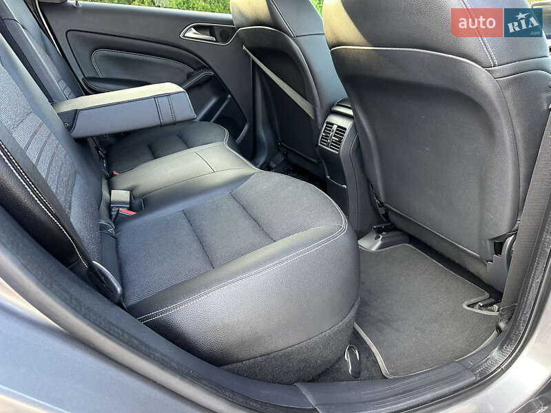 Хэтчбек Mercedes-Benz B-Class 2016 в Луцке
