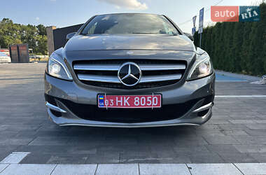 Хэтчбек Mercedes-Benz B-Class 2016 в 