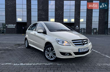 Хэтчбек Mercedes-Benz B-Class 2011 в 