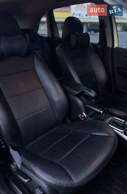 Хэтчбек Mercedes-Benz B-Class 2011 в 