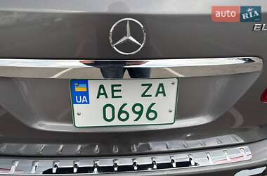 Хэтчбек Mercedes-Benz B-Class 2015 в 
