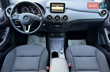 Хэтчбек Mercedes-Benz B-Class 2013 в 