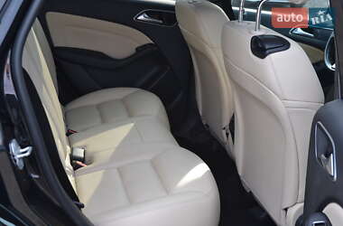 Хэтчбек Mercedes-Benz B-Class 2015 в 