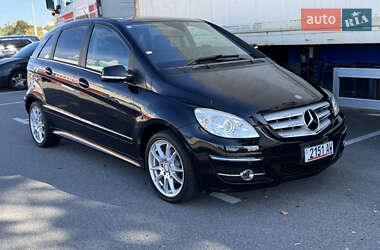 Хэтчбек Mercedes-Benz B-Class 2010 в Киеве