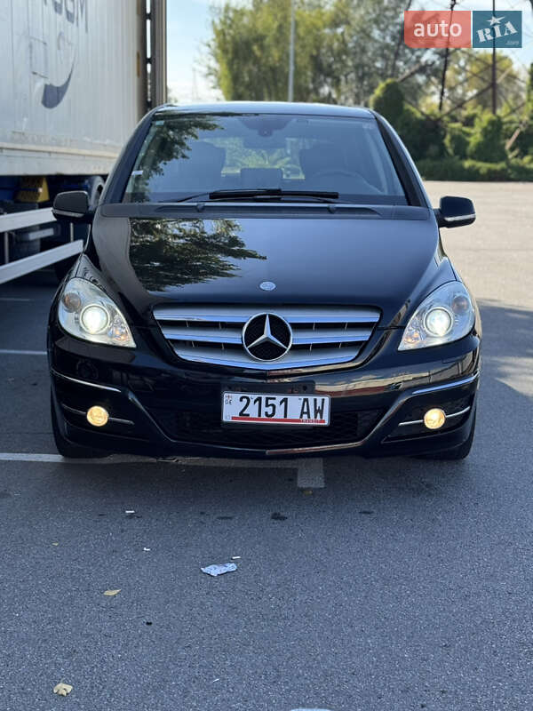Хэтчбек Mercedes-Benz B-Class 2010 в Киеве