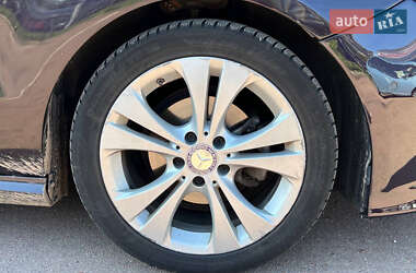 Хэтчбек Mercedes-Benz B-Class 2015 в 