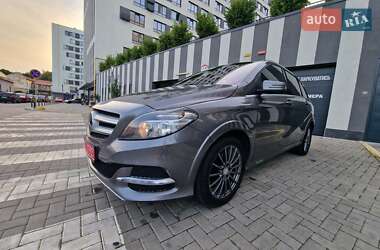 Хэтчбек Mercedes-Benz B-Class 2015 в 