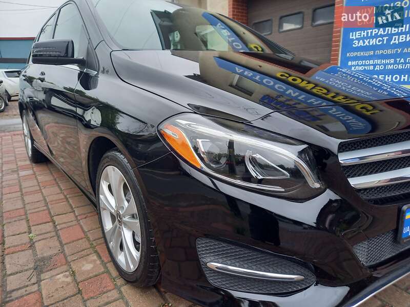 Хэтчбек Mercedes-Benz B-Class 2017 в Ивано-Франковске фото 8 Хэтчбек Mercedes-Benz B-Class 2017 в Ивано-Франковске