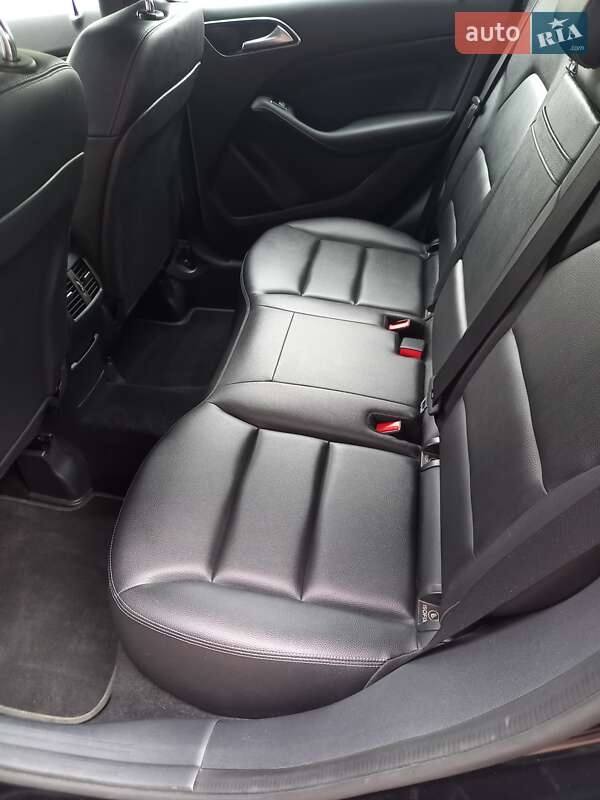 Хэтчбек Mercedes-Benz B-Class 2017 в Ивано-Франковске фото 12 Хэтчбек Mercedes-Benz B-Class 2017 в Ивано-Франковске