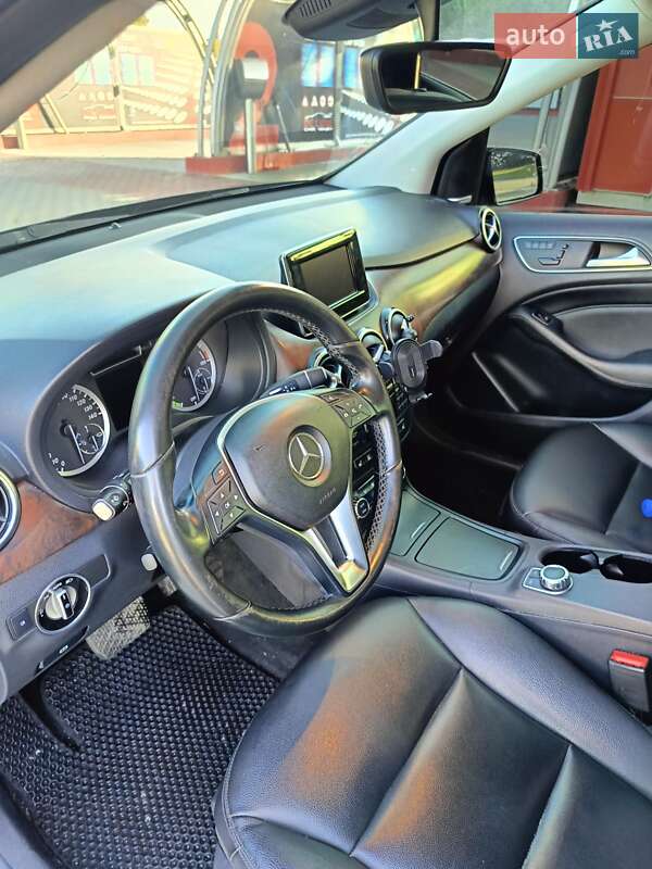 Хэтчбек Mercedes-Benz B-Class 2014 в Тернополе