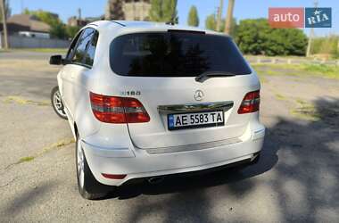 Хэтчбек Mercedes-Benz B-Class 2010 в 