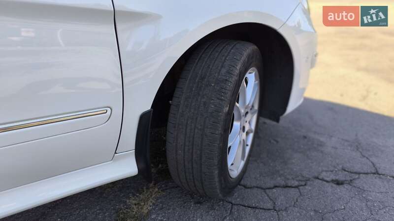 Хетчбек Mercedes-Benz B-Class 2010 в Покрові