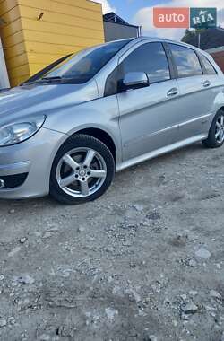 Хетчбек Mercedes-Benz B-Class 2011 в Шумську