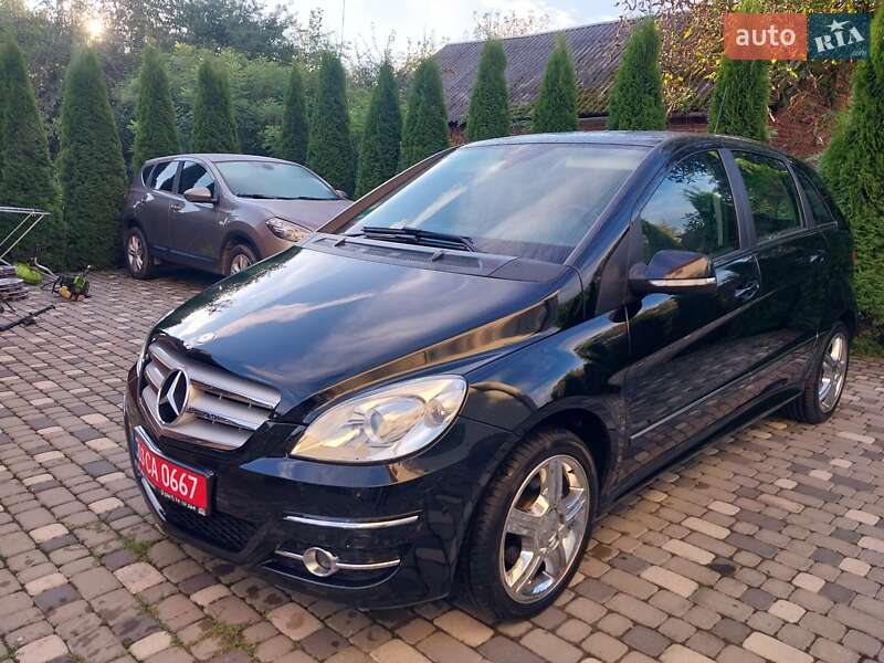 Хэтчбек Mercedes-Benz B-Class 2010 в Ходорове
