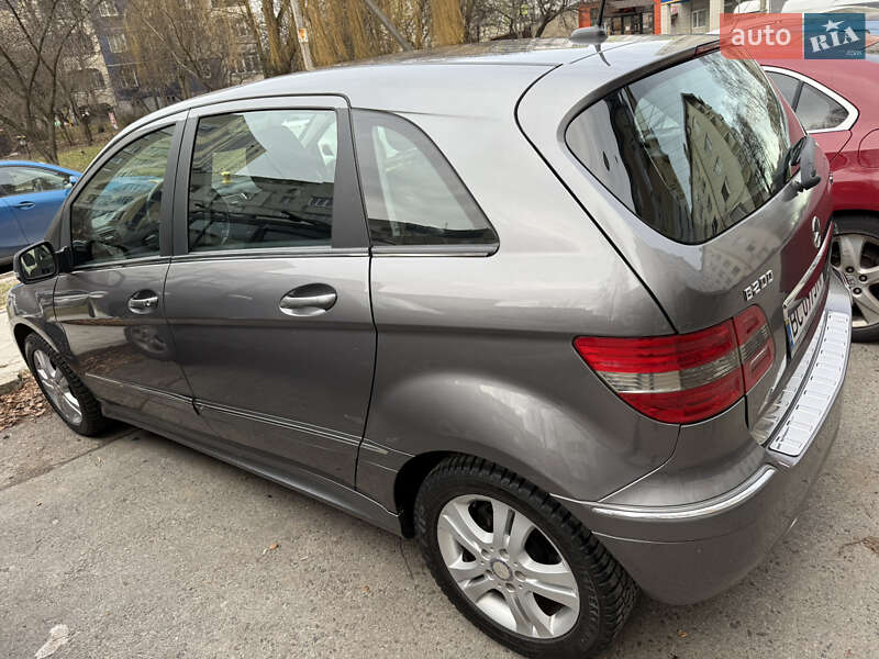 Mercedes-Benz B-Class 2009