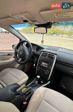 Хэтчбек Mercedes-Benz B-Class 2005 в 