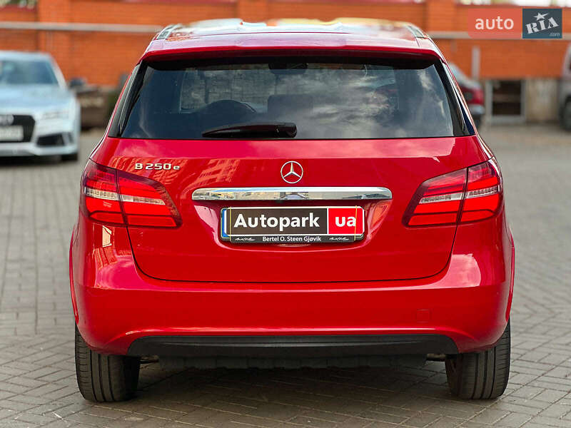 Хэтчбек Mercedes-Benz B-Class 2017 в Одессе