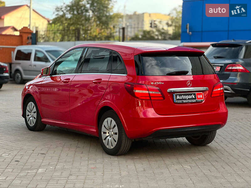 Хэтчбек Mercedes-Benz B-Class 2017 в Одессе