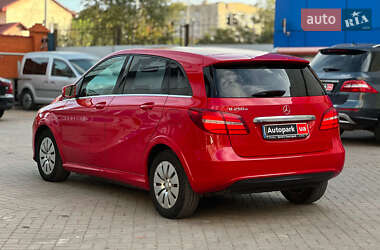 Хэтчбек Mercedes-Benz B-Class 2017 в 