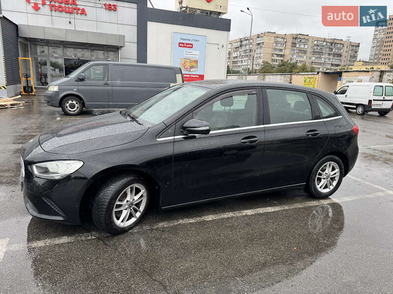 Хэтчбек Mercedes-Benz B-Class 2019 в Киеве фото 4 Хэтчбек Mercedes-Benz B-Class 2019 в Киеве