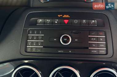 Хэтчбек Mercedes-Benz B-Class 2017 в 