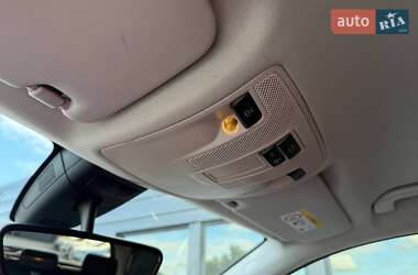 Хэтчбек Mercedes-Benz B-Class 2017 в 