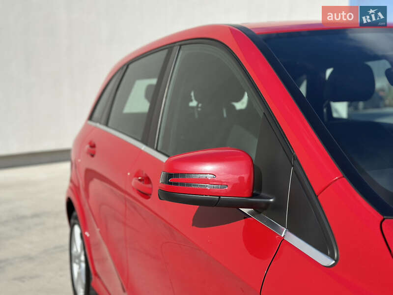 Хетчбек Mercedes-Benz B-Class 2015 в Луцьку