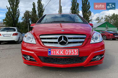 Хетчбек Mercedes-Benz B-Class 2010 в 