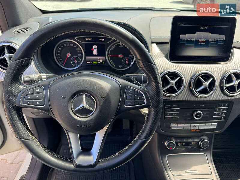 Хэтчбек Mercedes-Benz B-Class 2017 в Черновцах фото 5 Хэтчбек Mercedes-Benz B-Class 2017 в Черновцах