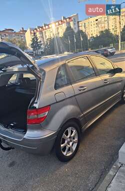 Хэтчбек Mercedes-Benz B-Class 2006 в 