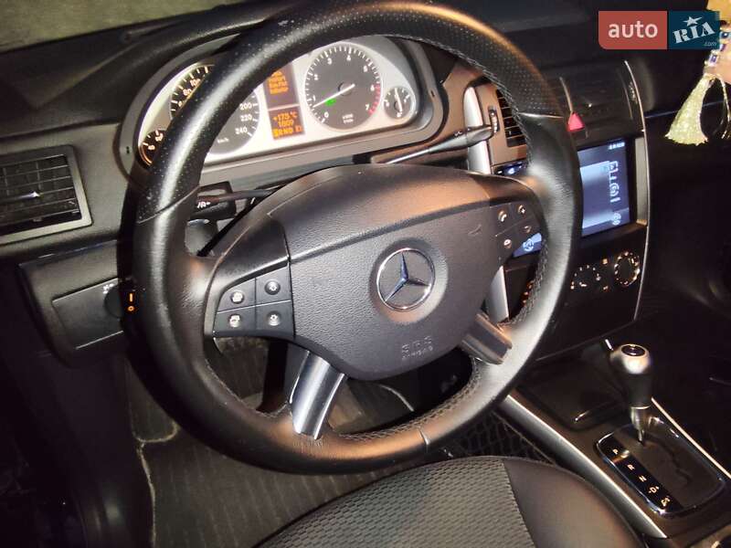 Хэтчбек Mercedes-Benz B-Class 2010 в Днепре